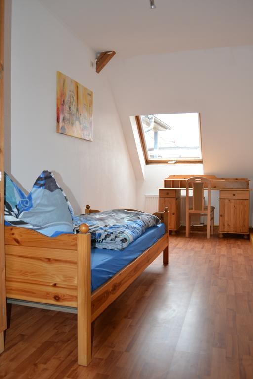 Ferienwohnung Schleussig Leipzig Zimmer foto